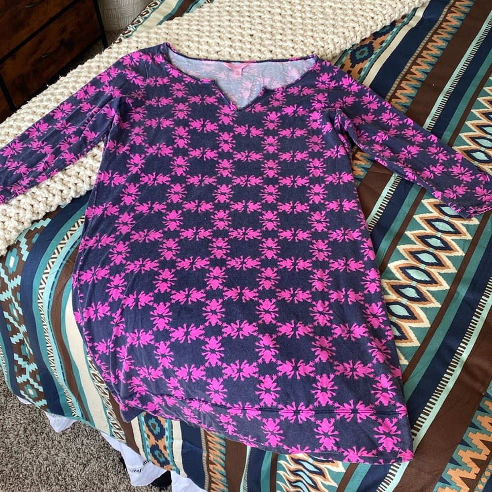 Lily Pulitzer 3/4 sleeve Purple & Navy cover up. Size M.